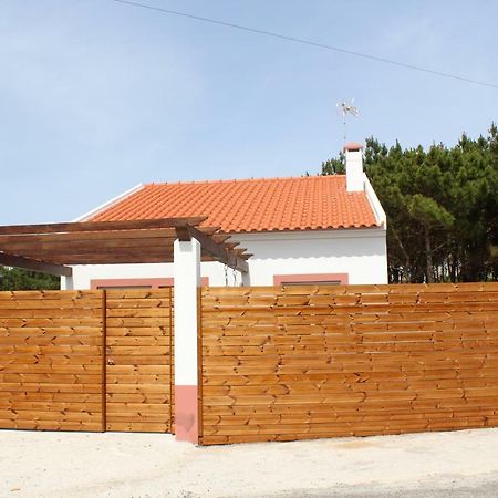 Number 10 Beach House A dos Cunhados Exterior photo