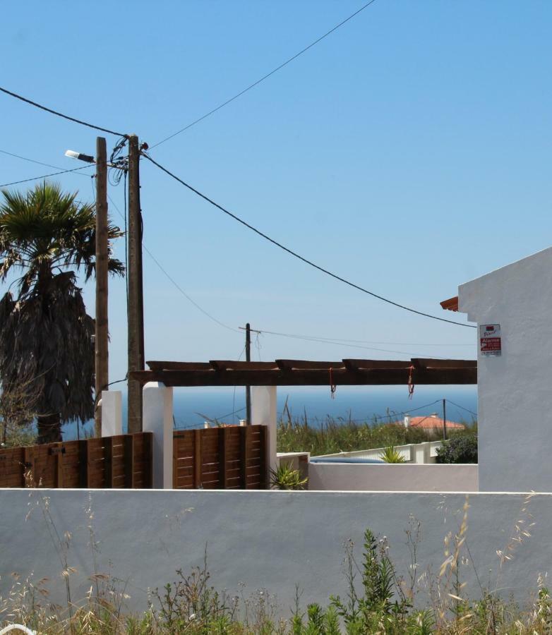 Number 10 Beach House A dos Cunhados Exterior photo
